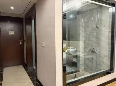 guest photo