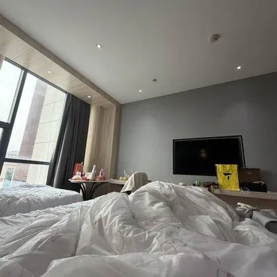 guest photo