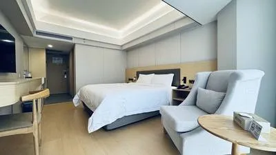 guest photo