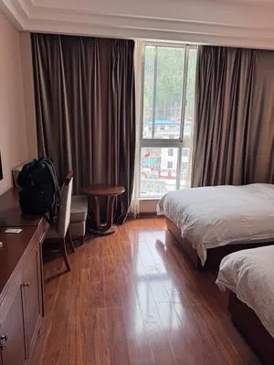guest photo