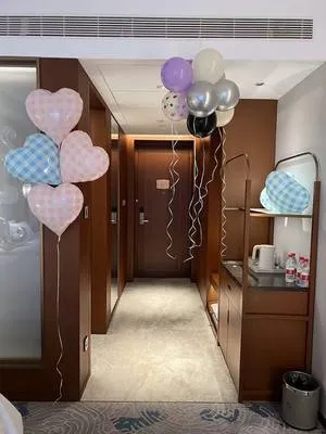 guest photo
