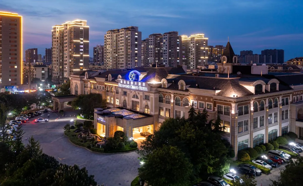 Xinfu Jiayue Grand Hotel