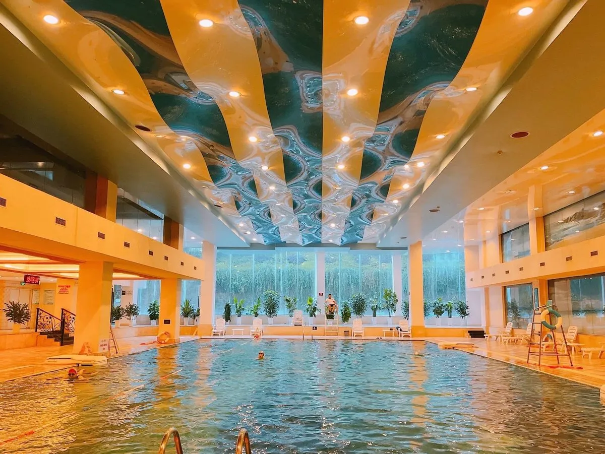Baiqiangguoji Grand Hotel