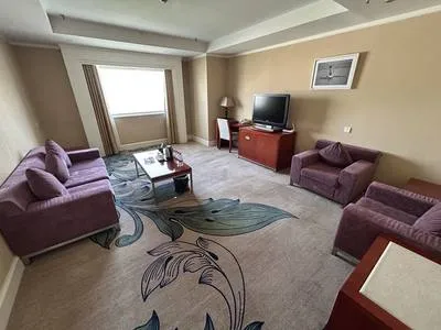 guest photo