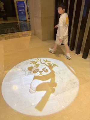 guest photo