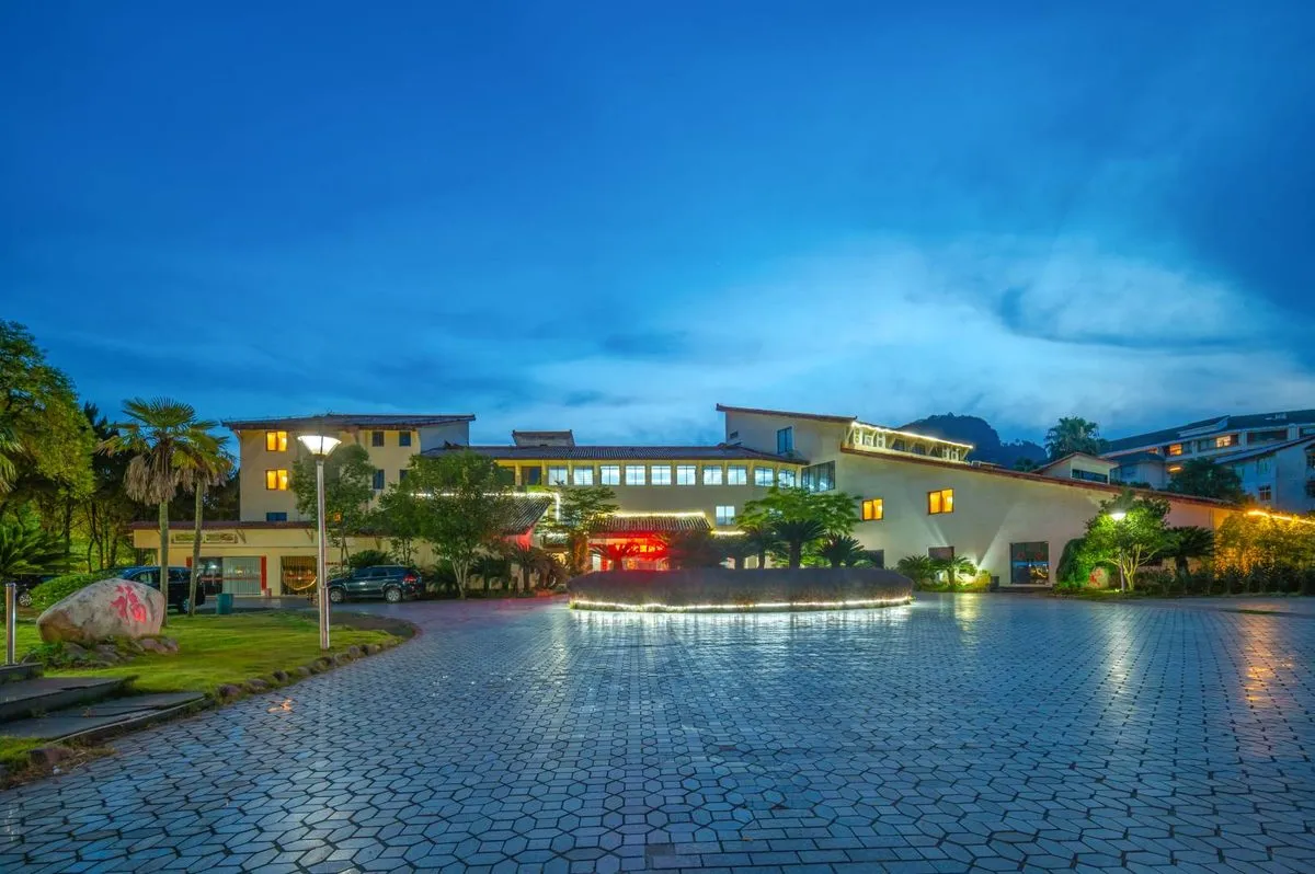 Wuyi Shanmei Hai Grand Hotel