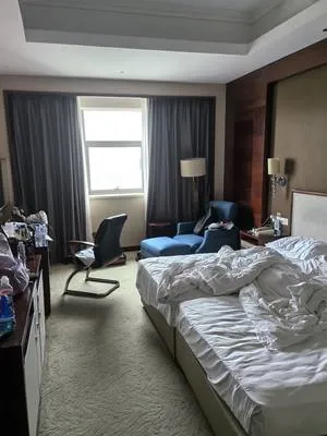 guest photo