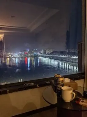 guest photo