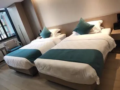 guest photo
