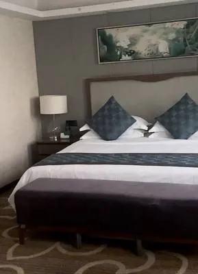 guest photo