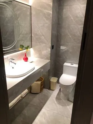 guest photo