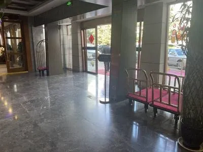 guest photo