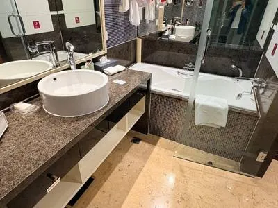 guest photo