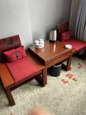 guest photo
