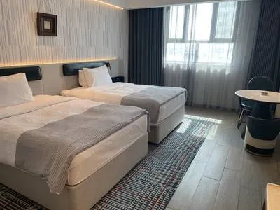 guest photo