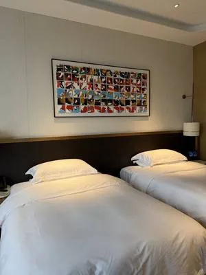 guest photo