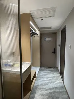 guest photo