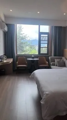 guest photo