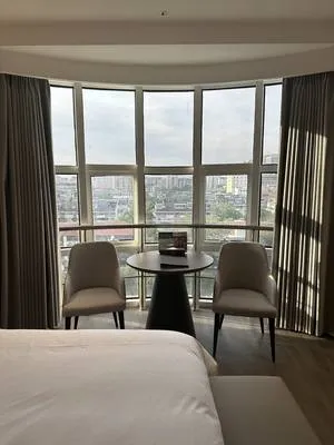 guest photo