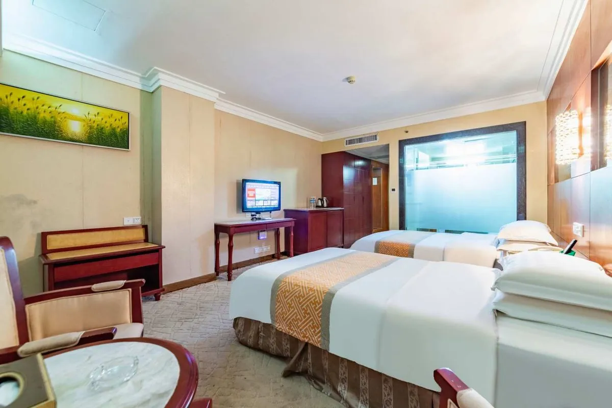 Donglu Hotel