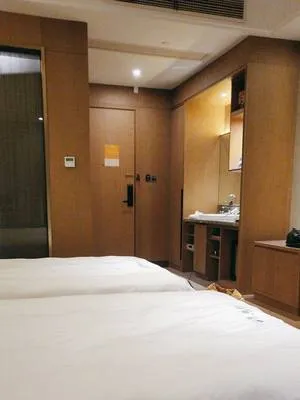 guest photo