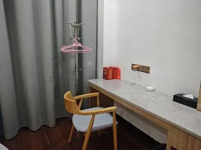 guest photo