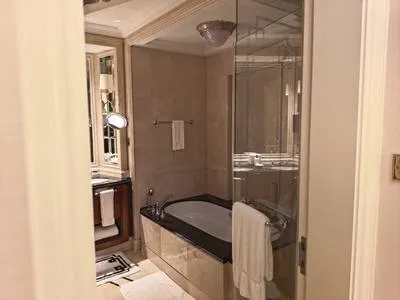 guest photo