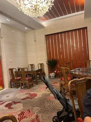 guest photo
