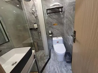 guest photo