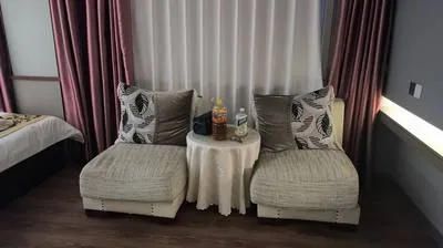 guest photo