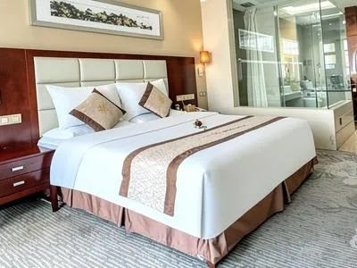 guest photo