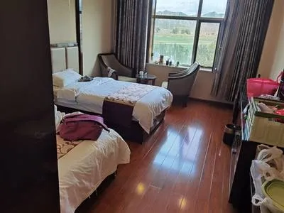 guest photo