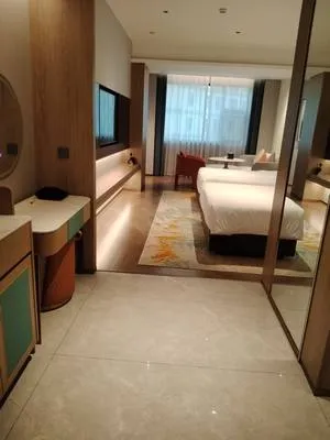 guest photo