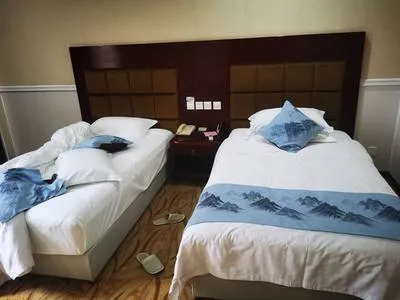 guest photo