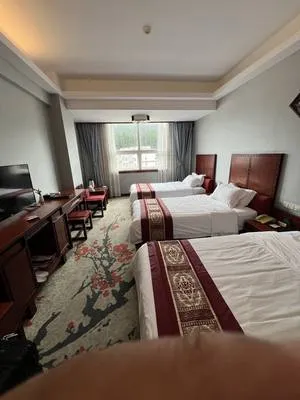 guest photo