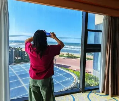 guest photo