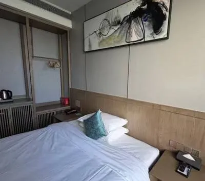 guest photo