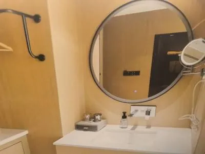 guest photo