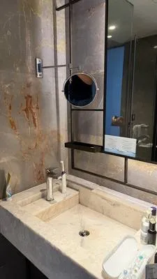 guest photo