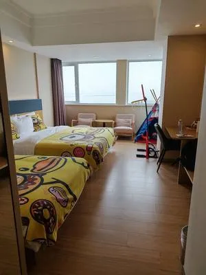 guest photo