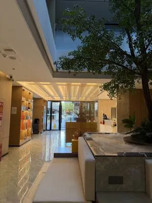 guest photo