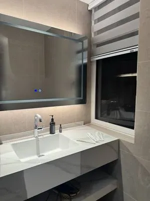 guest photo