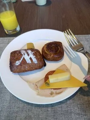 guest photo