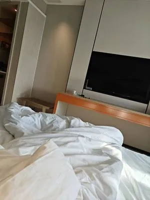 guest photo