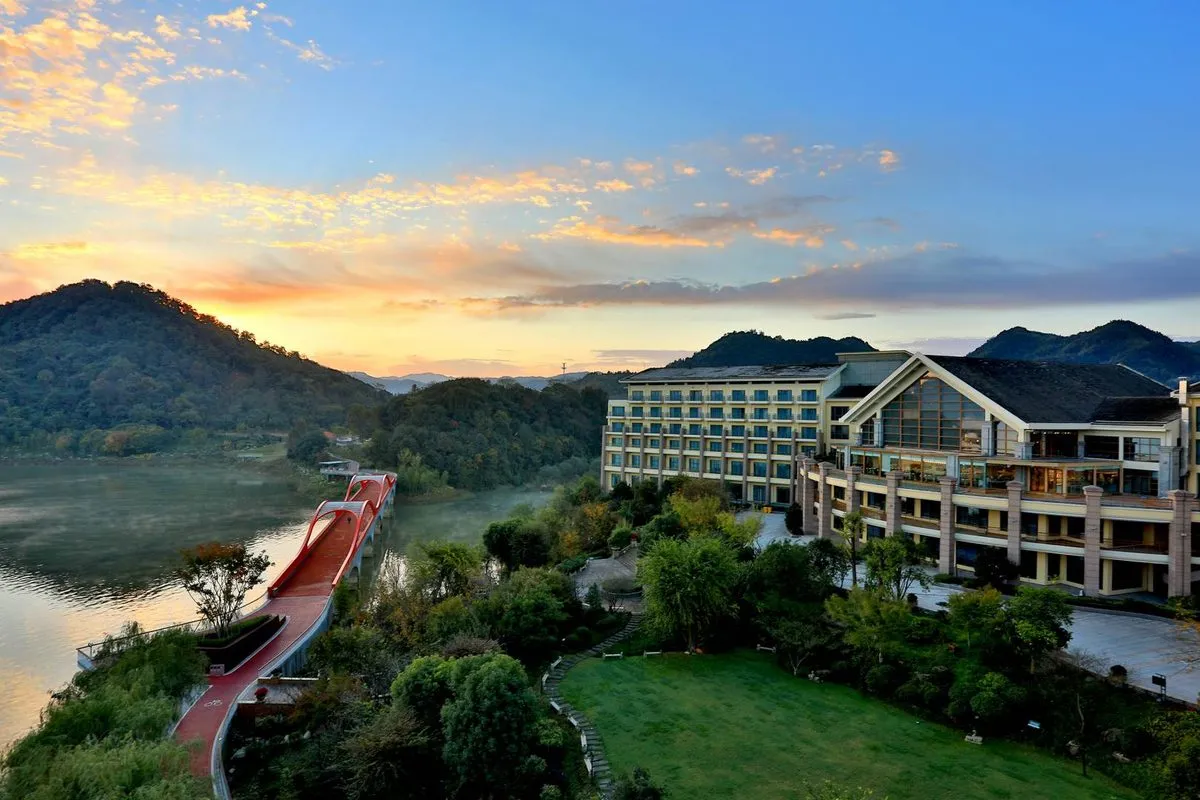 Hangzhou Zhongdu Qingshanhu Pan Grand Hotel