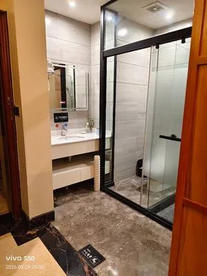 guest photo