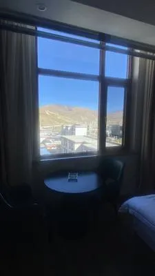 guest photo