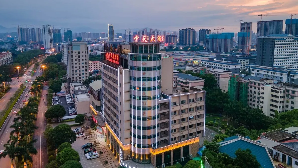 Baise Zhongtian Grand Hotel