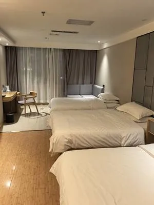 guest photo