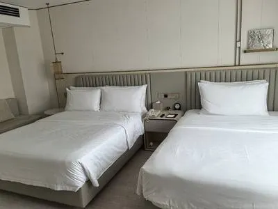 guest photo